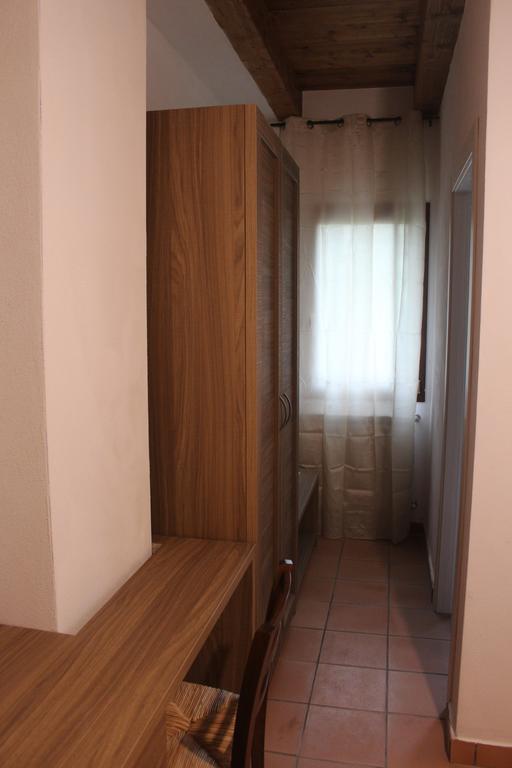Agriturismo L'Ulivo Padula Eksteriør bilde