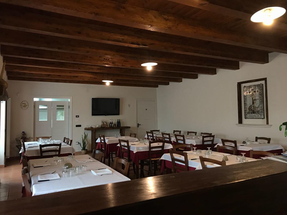 Agriturismo L'Ulivo Padula Eksteriør bilde